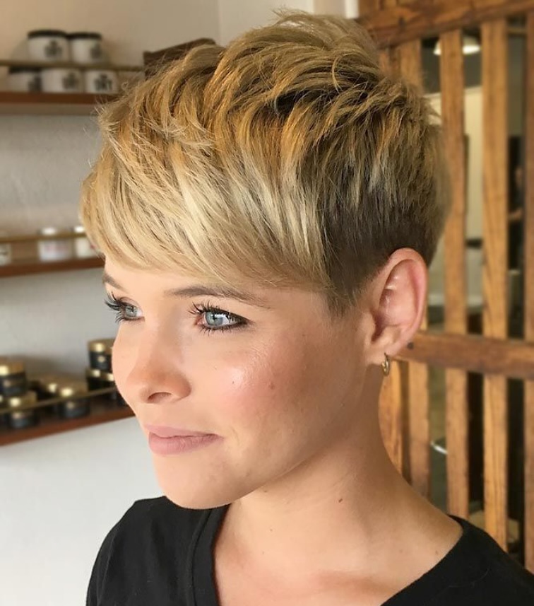 4. Choppy Honey Blonde Pixie - Short Hairstyle Ideas for Women