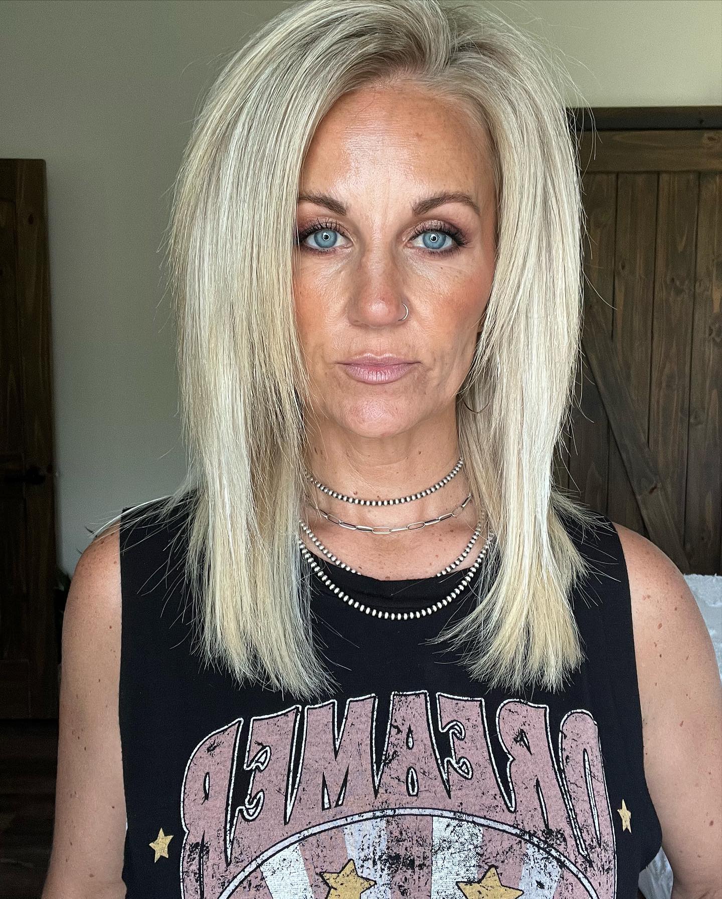 19. Textured Platinum Lob with Blunt Volume - Medium-Length Hairstyle Ideas for Women