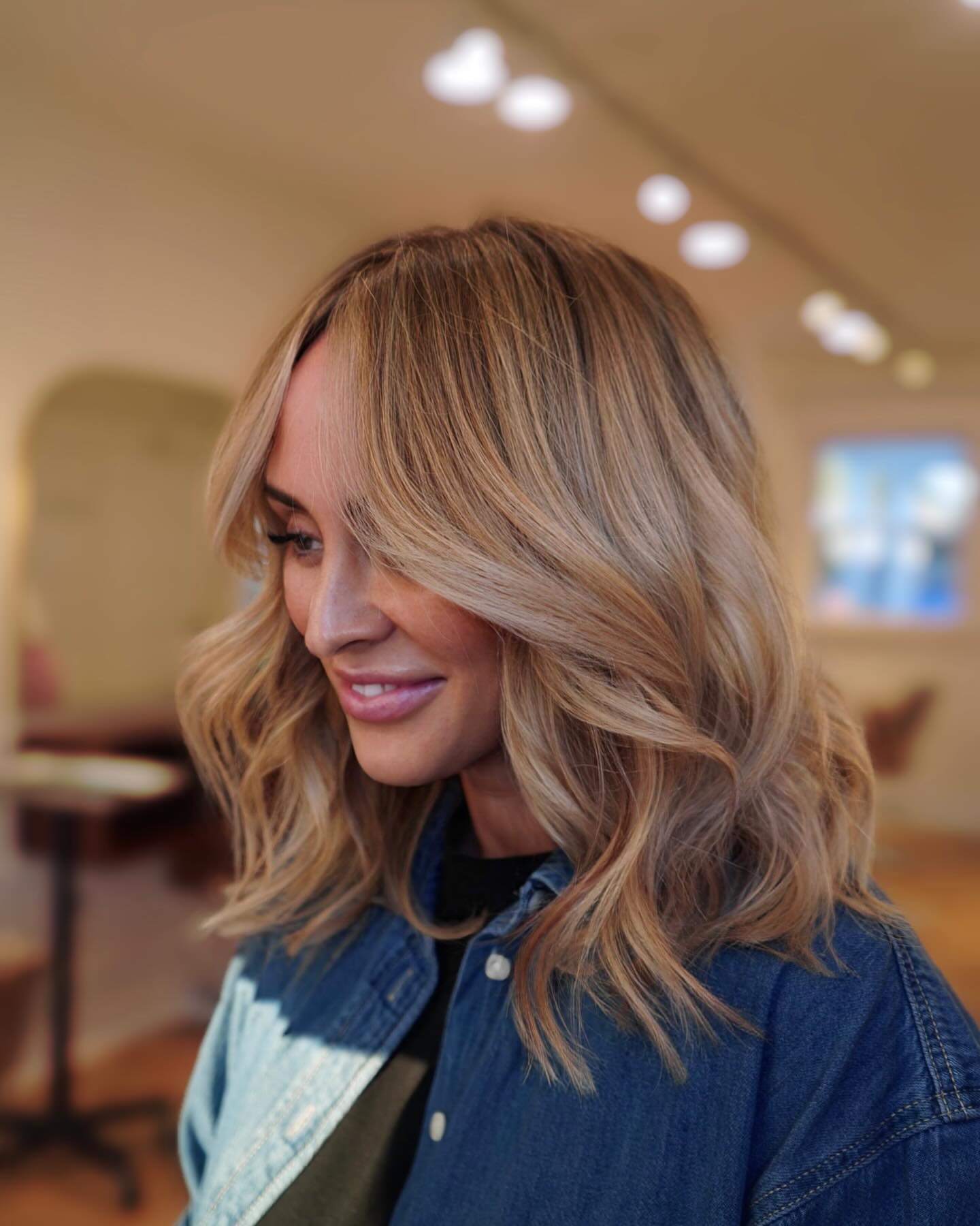 17. Warm Honey Blonde with Classic Waves - Medium-Length Hairstyle Ideas for Women