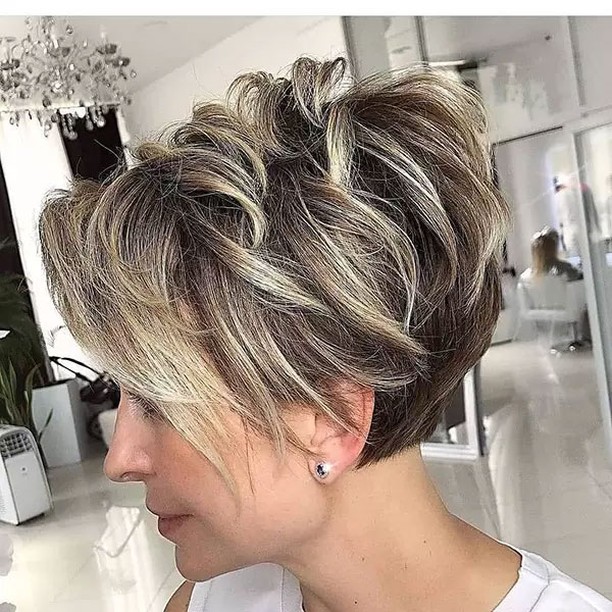 12. Voluminous Highlighted Pixie - Hairstyles/Haircuts for Older Women