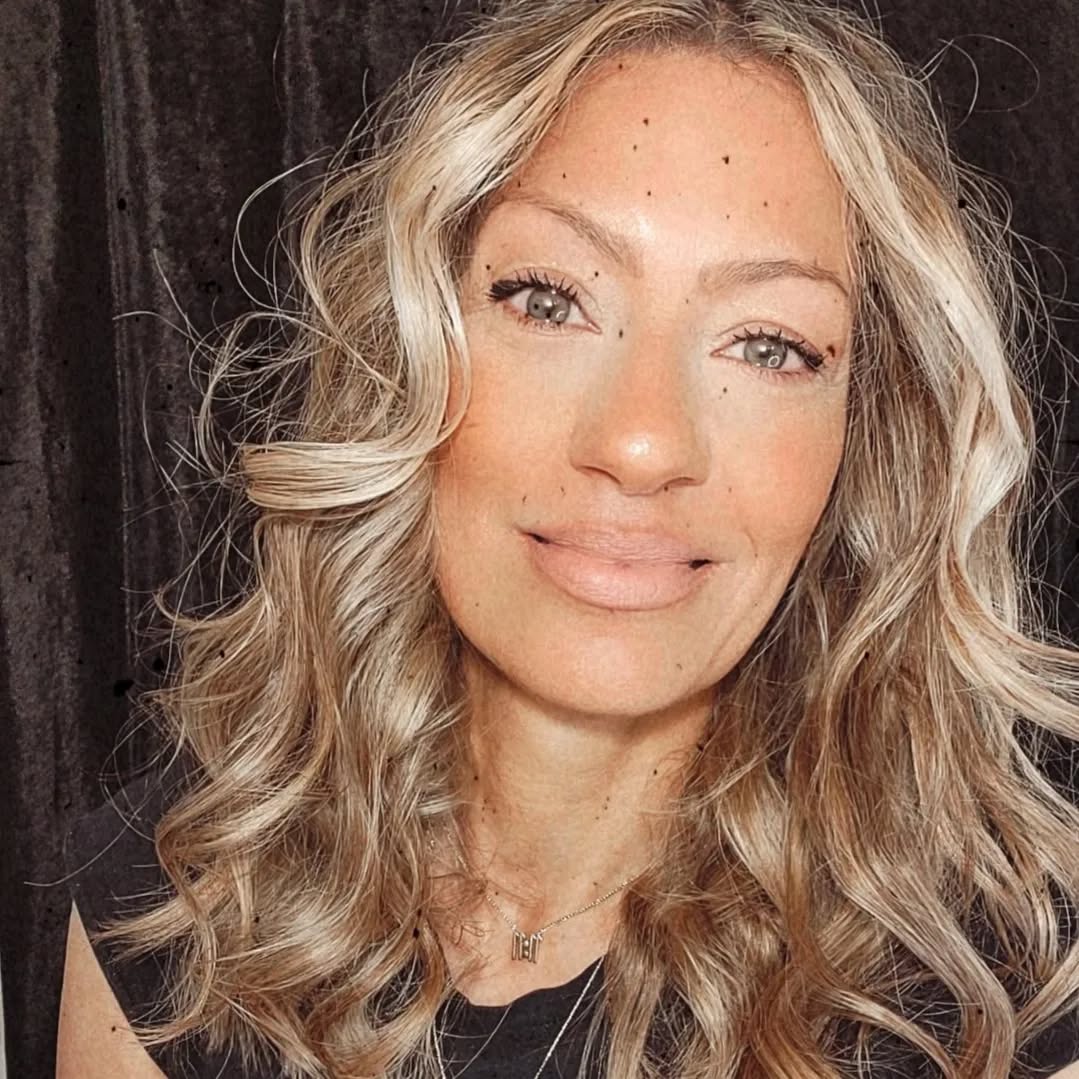 15. Soft Blonde Waves - Hairstyles/Haircuts for Older Women